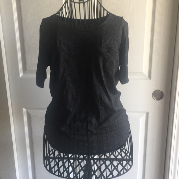 Lululemon - Picture 1 of 5